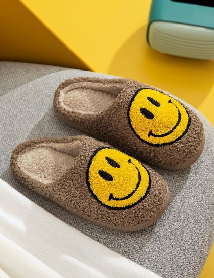 Upbeat Smiley Face Slippers - Khaki Yellow - product photo 01