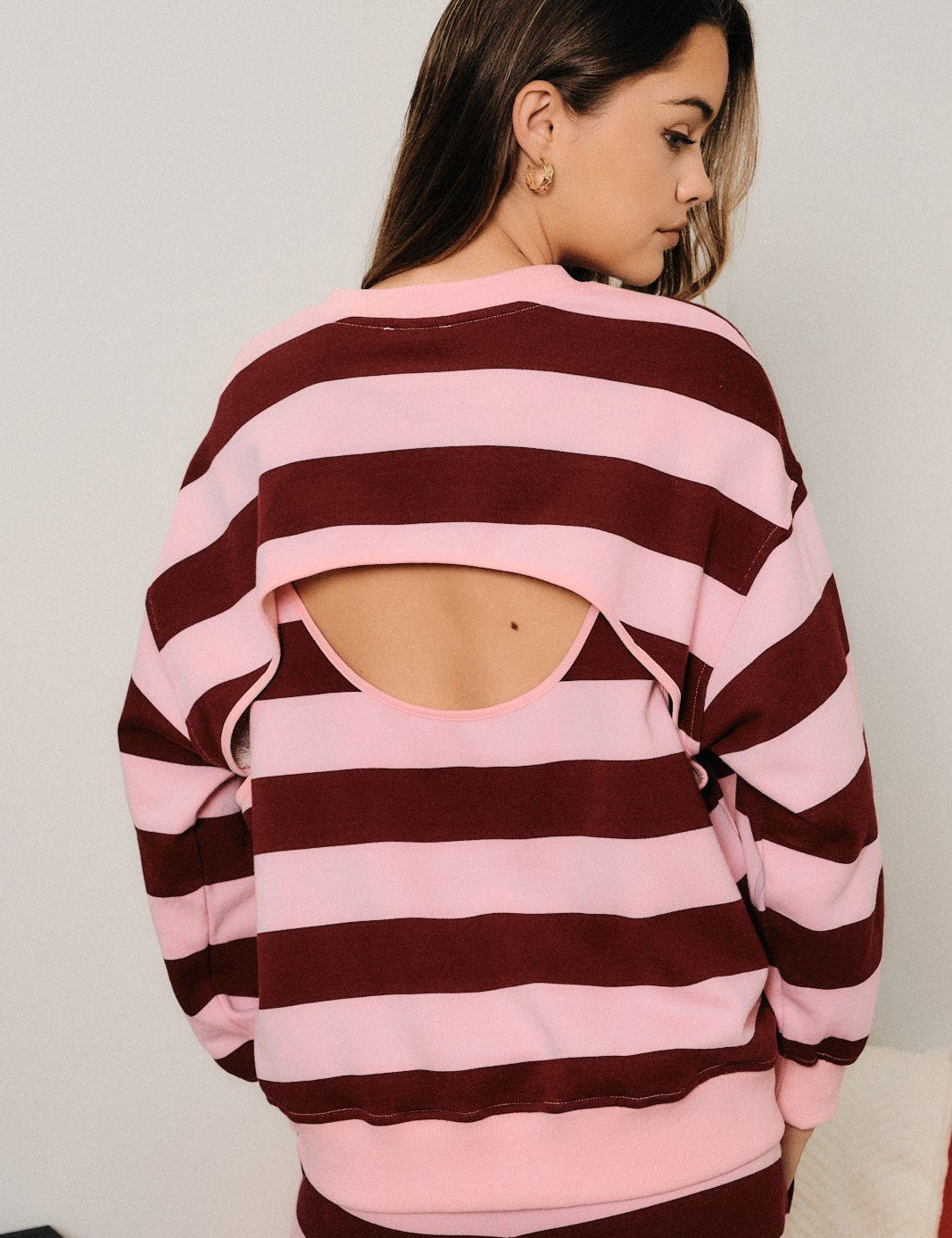 Wide Angle Open Back Sweatshirt - Westly