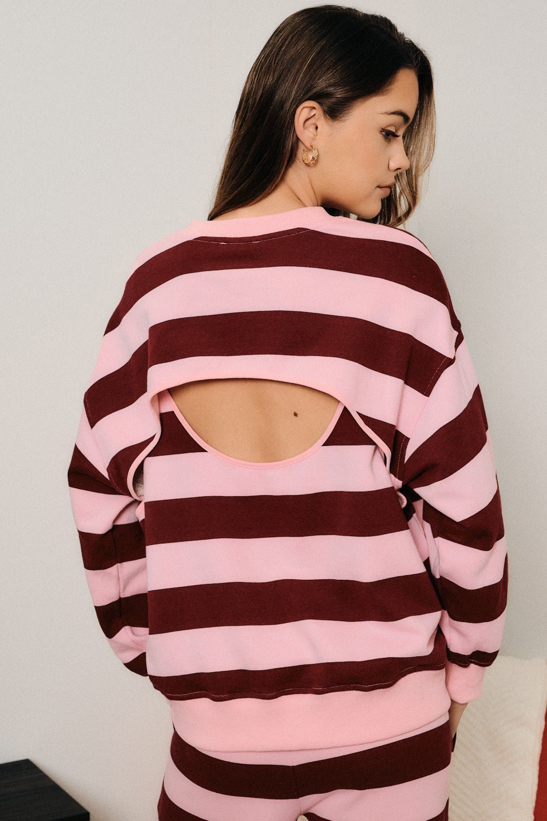 Wide Angle Open Back Sweatshirt - Westly