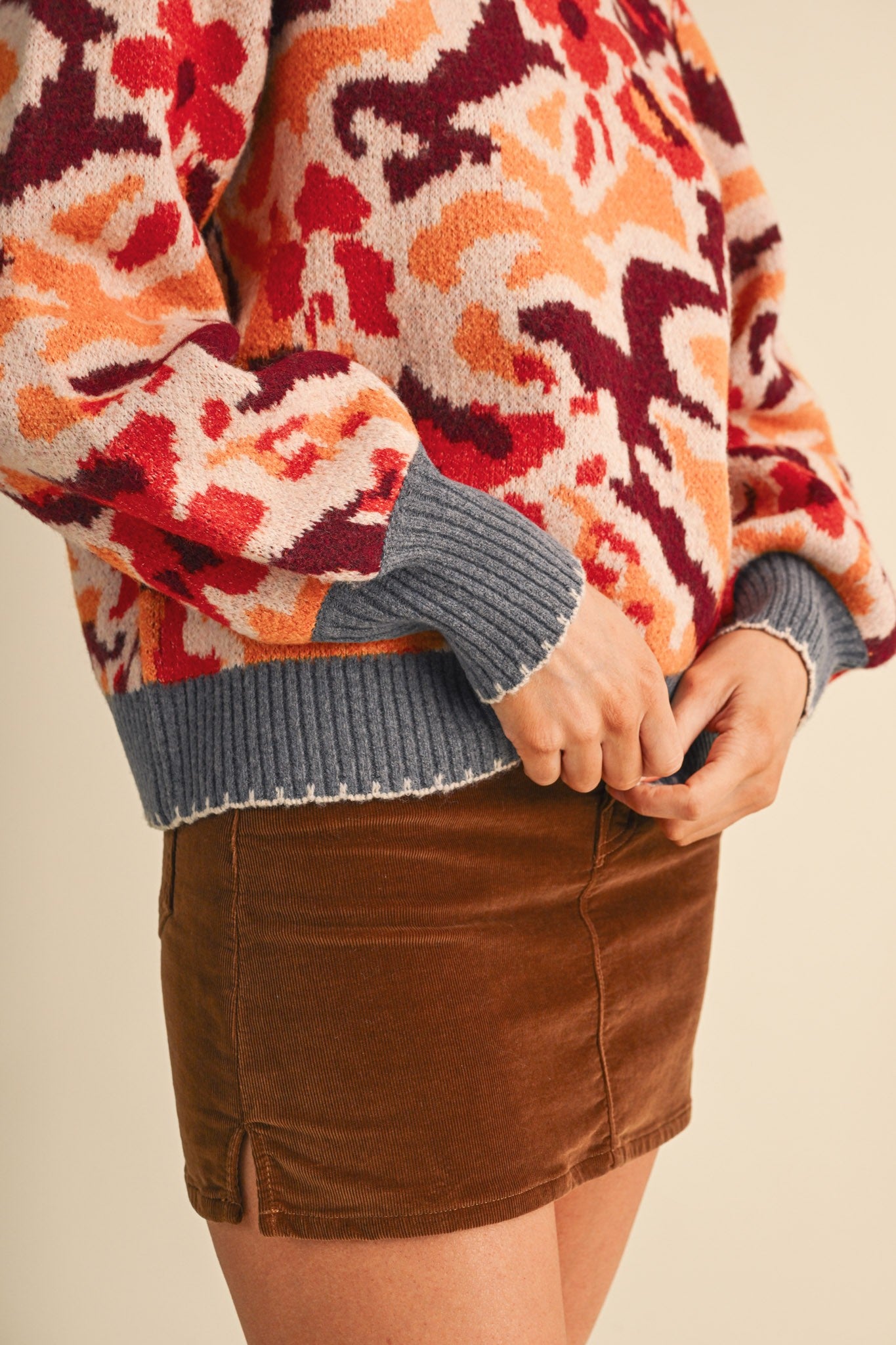 Wildbloom Abstract Floral Sweater - Charcoal Ginger