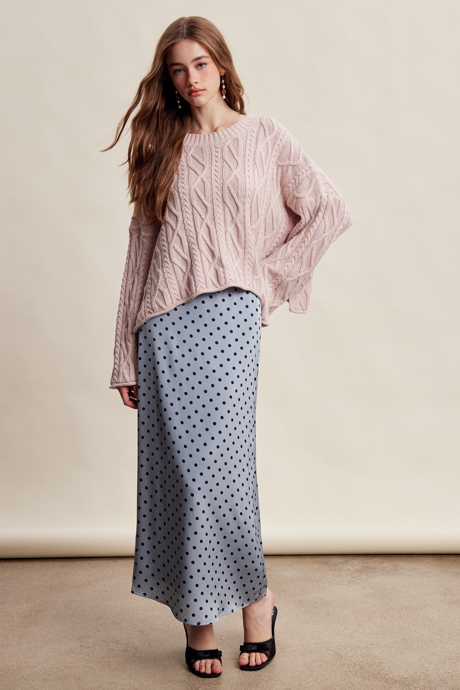 Wrenley Oversized Cable Knit Sweater - Blush